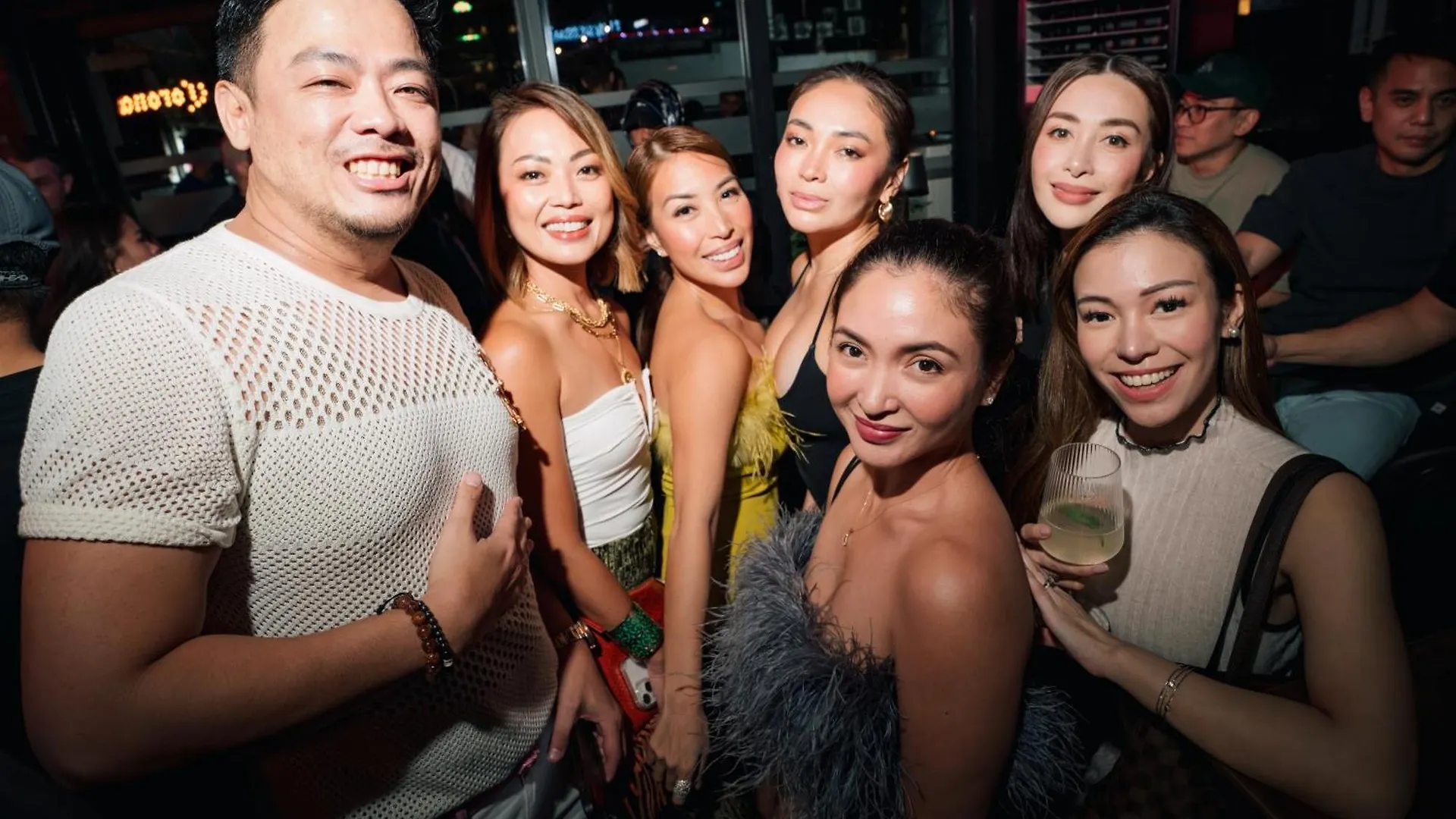 Mad Monkey Manila Hostel Makati City