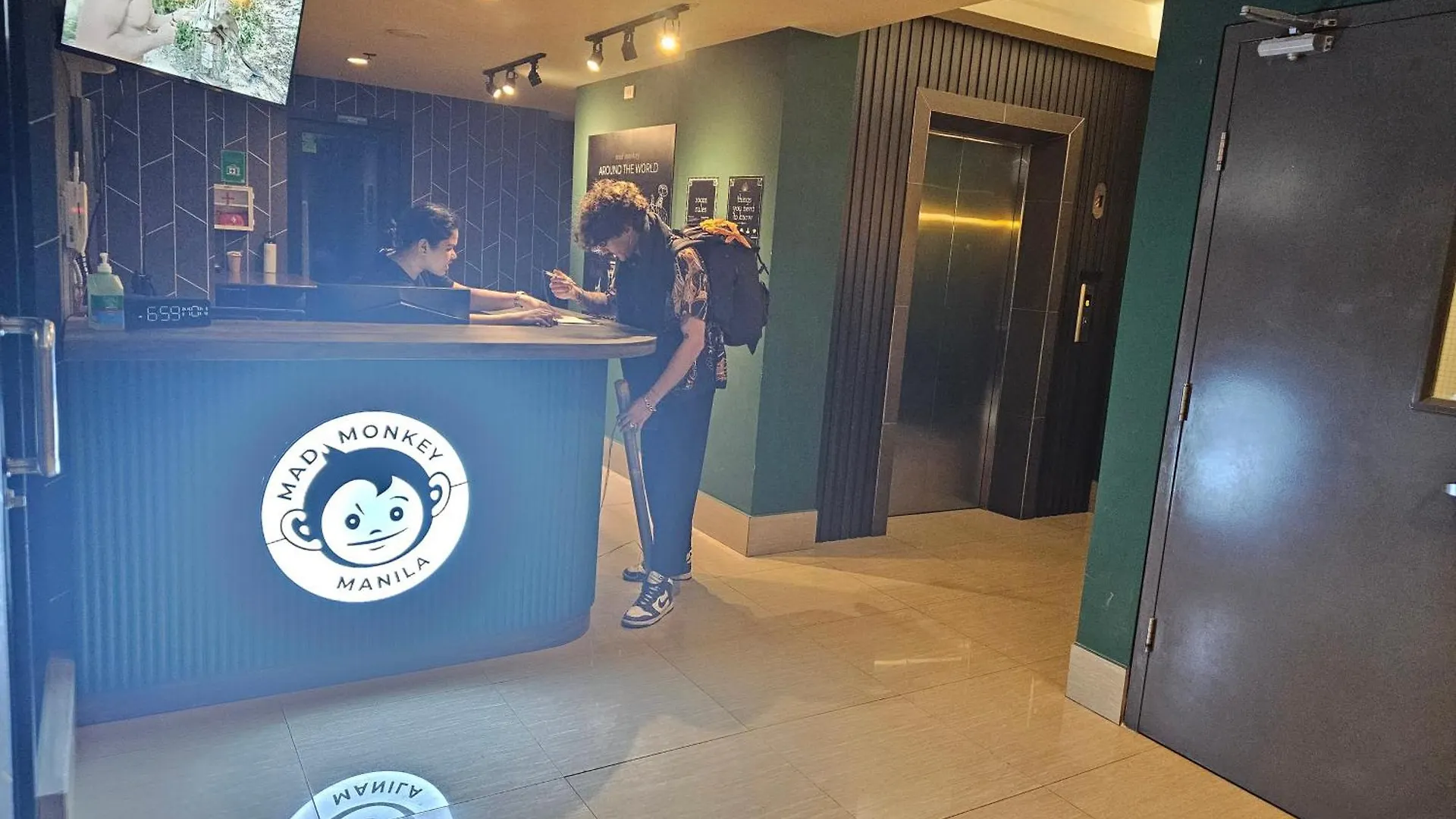 Mad Monkey Manila Hostel Makati City 0*,  Philippines