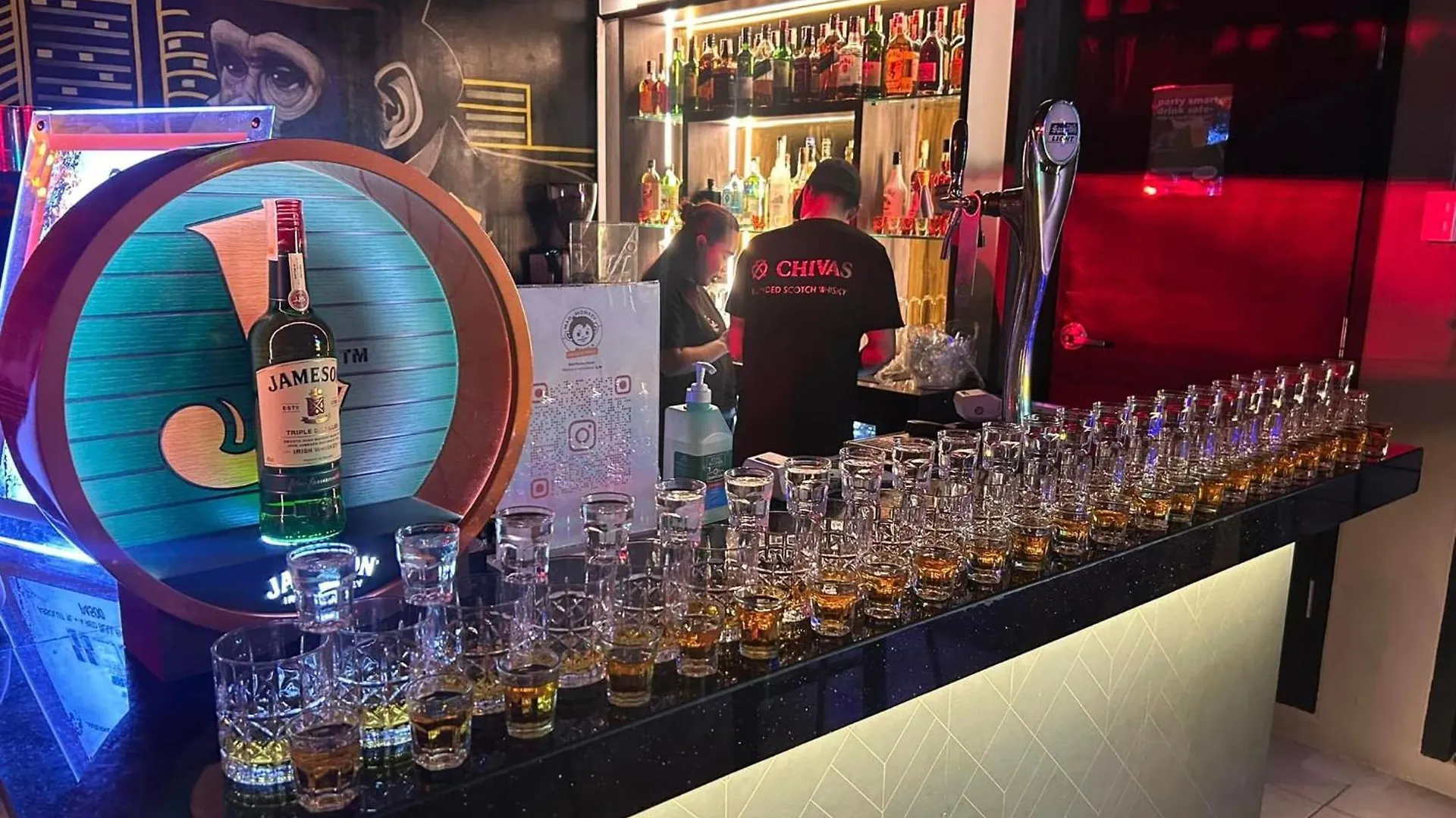 Mad Monkey Manila Hostel Μακάτι
